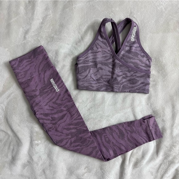 GYMSHARK Adapt Animal Seamless Sports Bra and Leggings – Purple - Picture 1 of 12